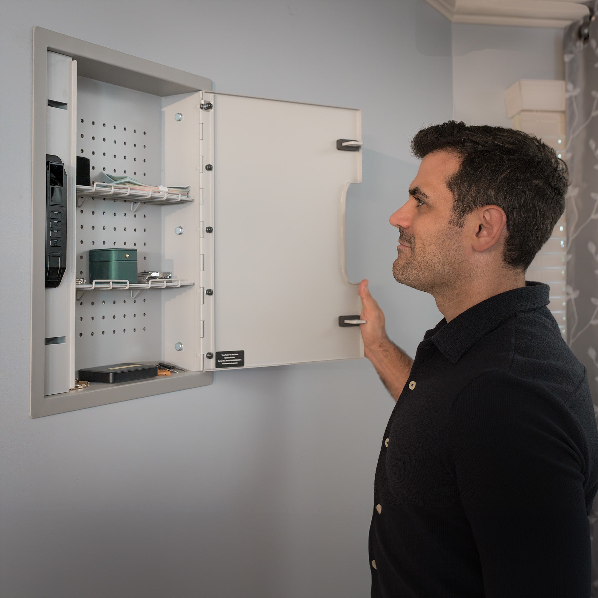 VenoTech™ Finger Vein In-Wall Safe